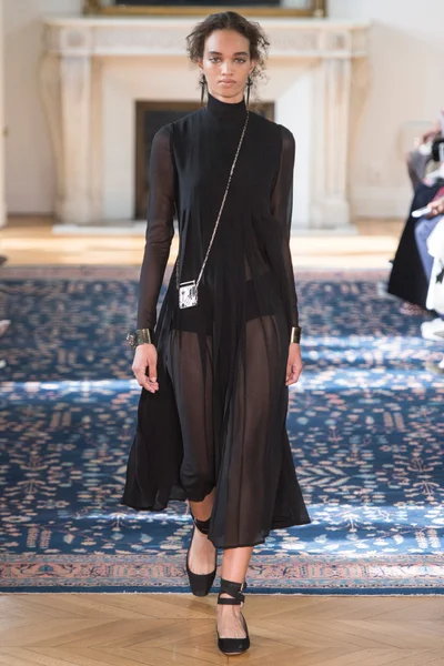 Look 34